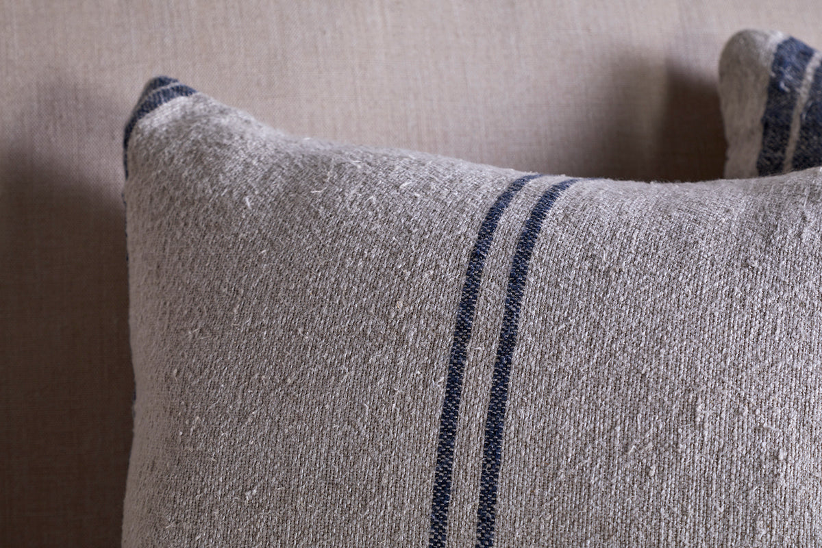 Housse de coussin Tendali en lin à rayures - Bleu marine