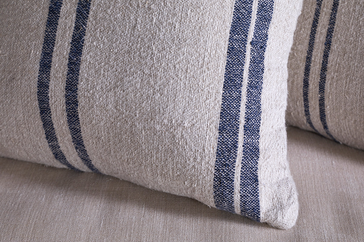 Housse de coussin Tendali en lin à rayures - Bleu marine