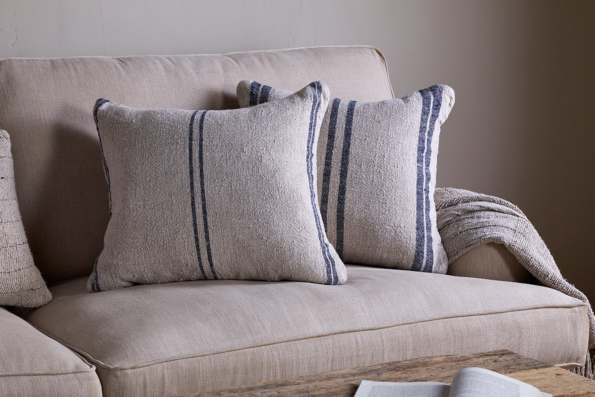 Housse de coussin Tendali en lin à rayures - Bleu marine