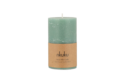 Bougie pilier rustique au soja – Vert sauge – Petite