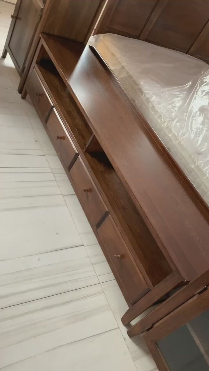 Meuble TV console scandinave entièrement en bois massif AYDEN