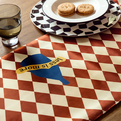 Chemin de table à carreaux Curran