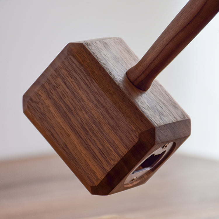 Décapsuleur marteau