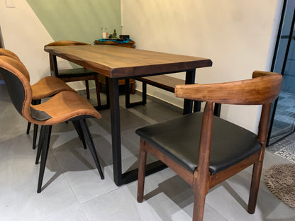 Table à manger design nordique en bois massif ALAN scandinave