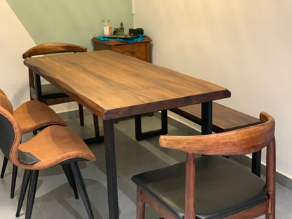 Table à manger design nordique en bois massif ALAN scandinave