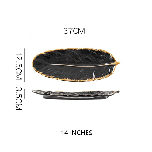 Assiette en céramique en forme de plume